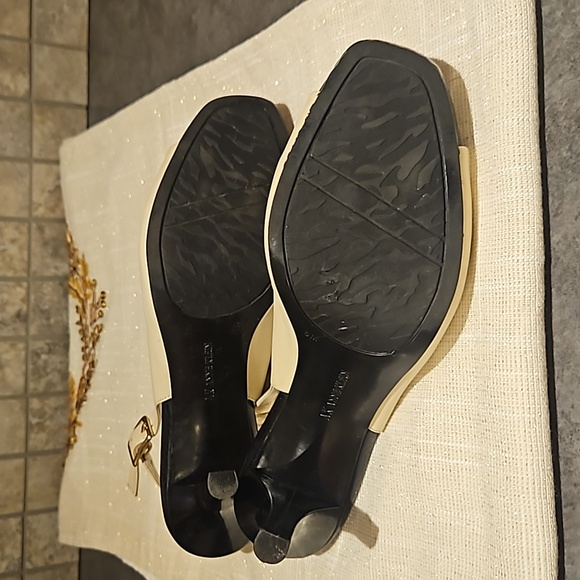 AK Anne Klein Leather Heels - Picture 7 of 8